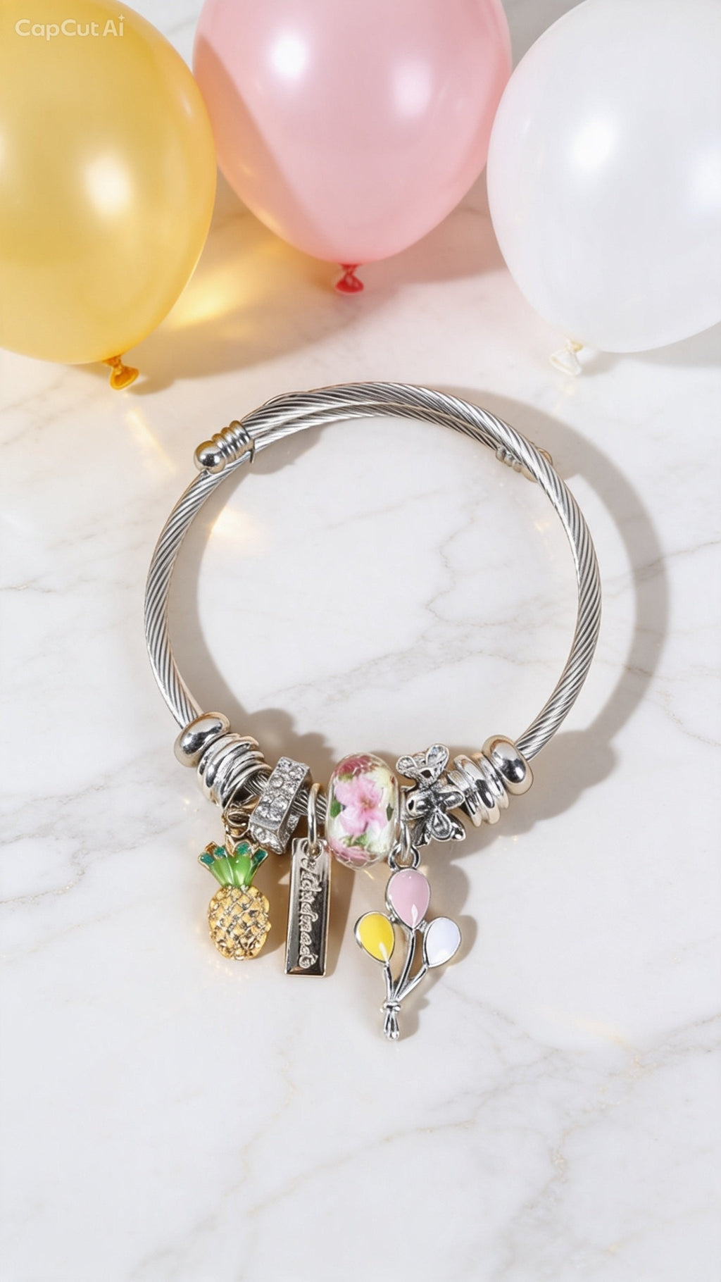 bracelet in feminine style,