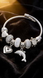 bracelet with lovely look, trendy jewelr